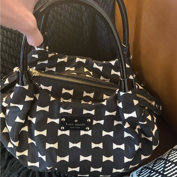 Kate Spade Black and White Bow Tote Bag - Picture 5 of 10